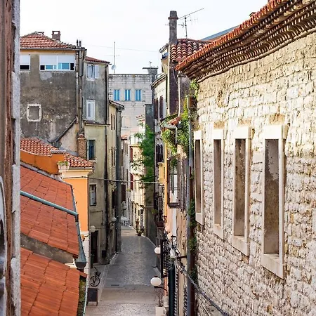 Colona Apartment Zadar